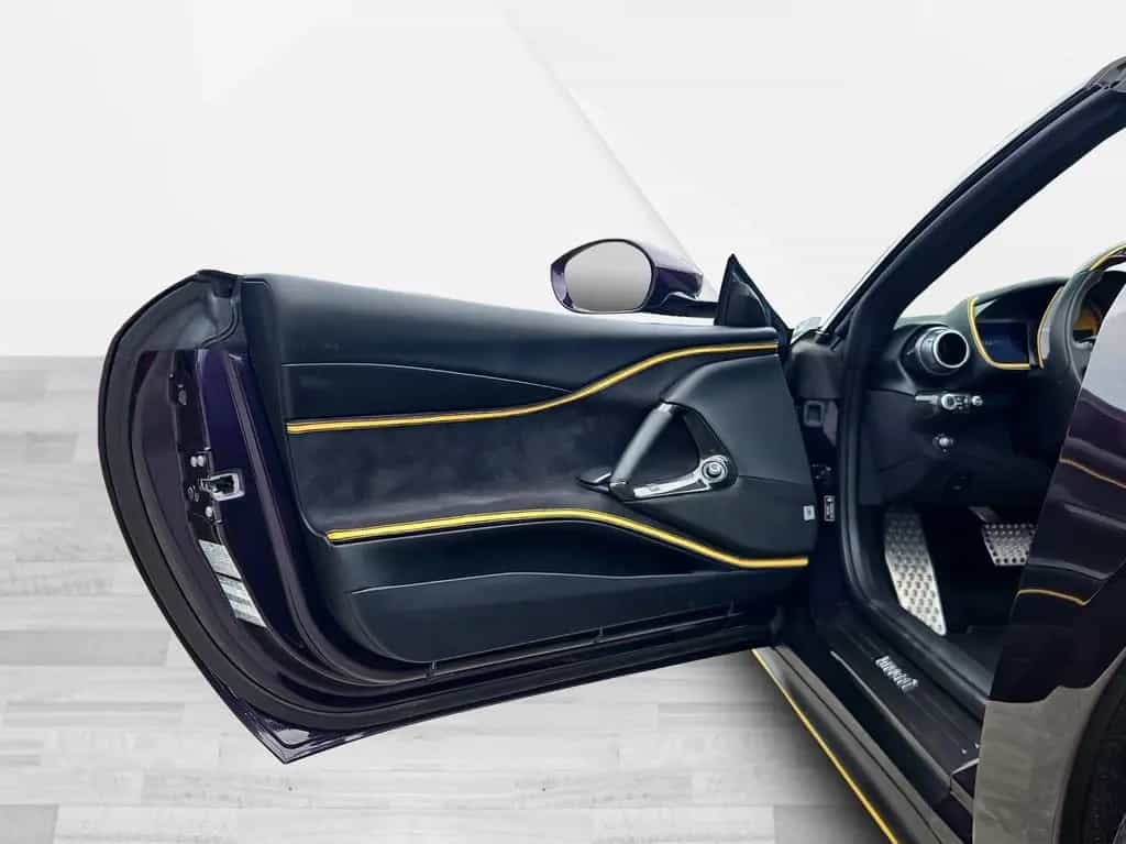 Ferrari 812 GTS VIOLA HONGKONG LIFT JBL SURRVIEW 06/2023-photo-20