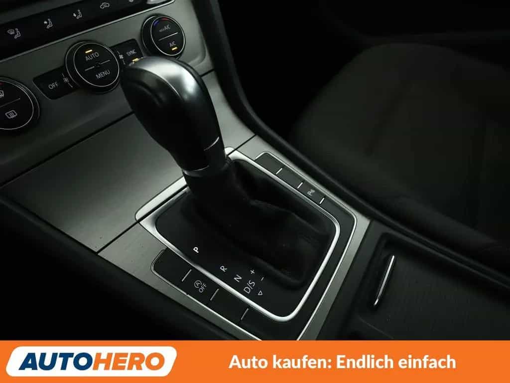 Volkswagen Golf VII 1.4 TSI Comfortline BMT Aut.*NAVI*TEMPO 08/2015-photo-22