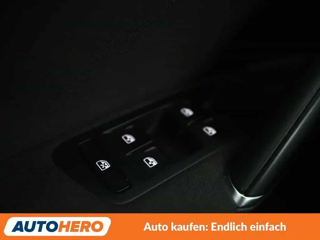 Volkswagen Golf VII 1.4 TSI Comfortline BMT Aut.*NAVI*TEMPO 08/2015-photo-23