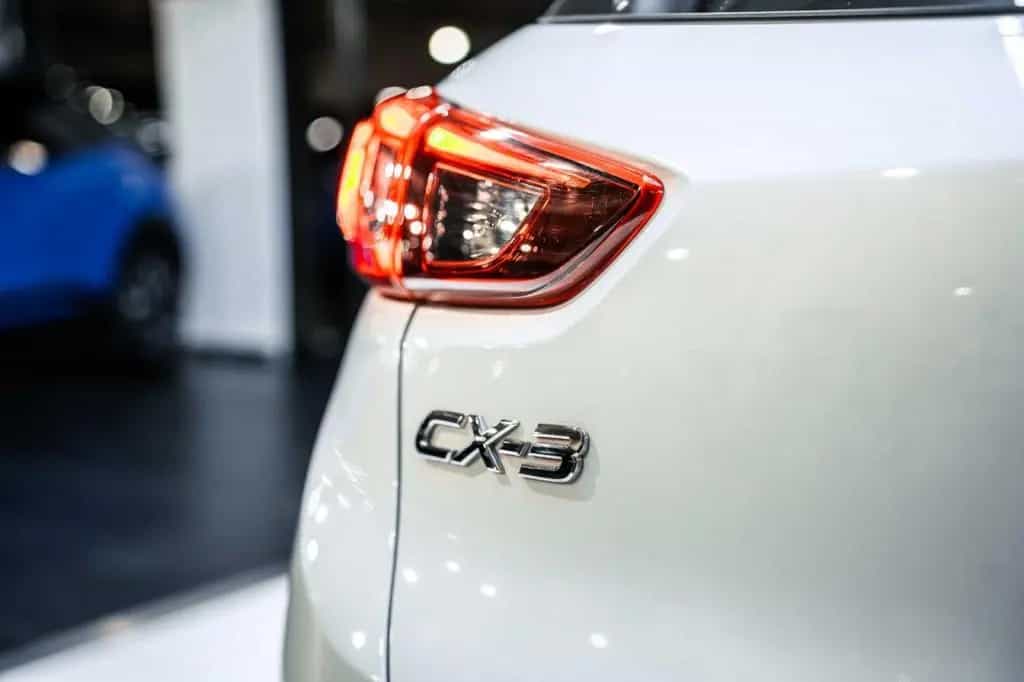 Mazda CX-3 2.0 SKYACTIV-G Sports-Line 120 Head-Up RFK 12/2016-photo-13