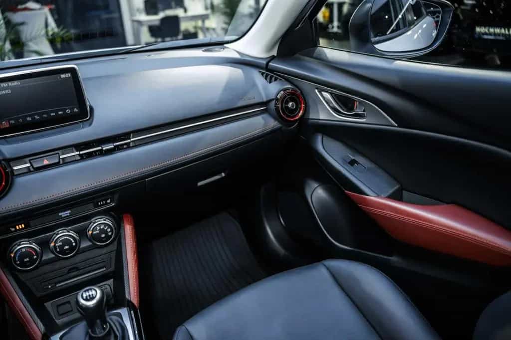 Mazda CX-3 2.0 SKYACTIV-G Sports-Line 120 Head-Up RFK 12/2016-photo-20