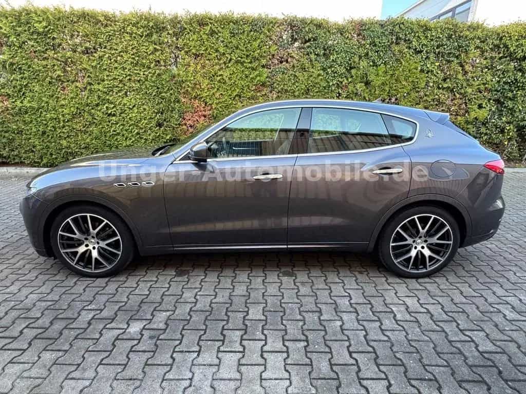 Maserati Levante Diesel GranLusso*DAB*21zoll*Voll-Leder 11/2019-photo-1