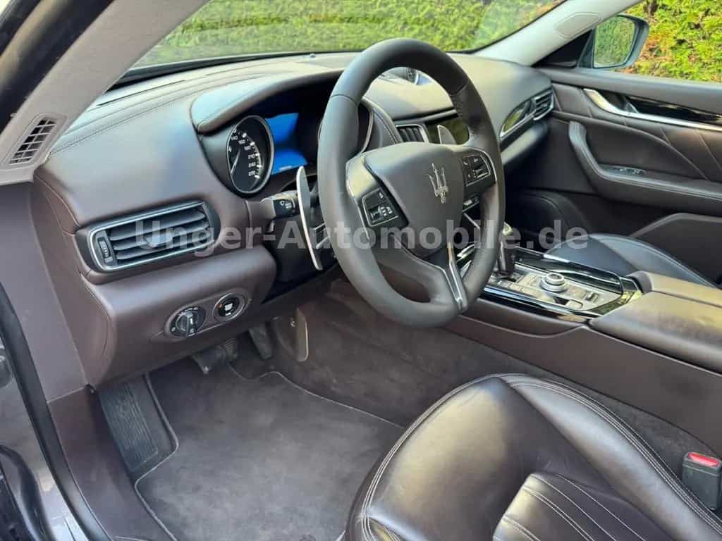 Maserati Levante Diesel GranLusso*DAB*21zoll*Voll-Leder 11/2019-photo-11