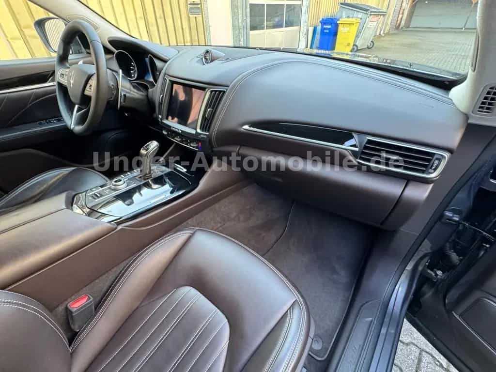 Maserati Levante Diesel GranLusso*DAB*21zoll*Voll-Leder 11/2019-photo-13