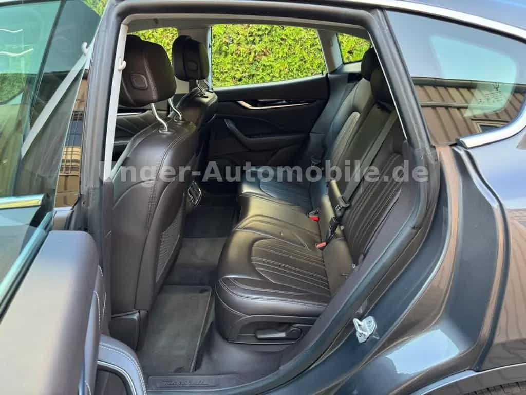Maserati Levante Diesel GranLusso*DAB*21zoll*Voll-Leder 11/2019-photo-16