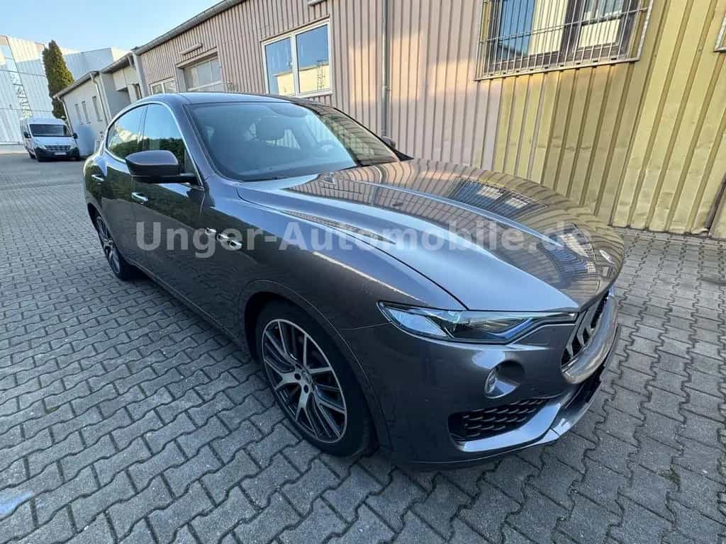 Maserati Levante Diesel GranLusso*DAB*21zoll*Voll-Leder 11/2019-photo-6