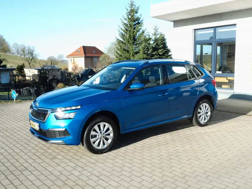 Skoda Kamiq Ambition , SHZ, APPLE CarPlay,AHZV abnehmb 12/2019-photo-1