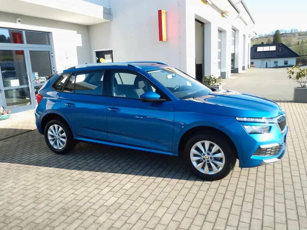 Skoda Kamiq Ambition , SHZ, APPLE CarPlay,AHZV abnehmb 12/2019-photo-2