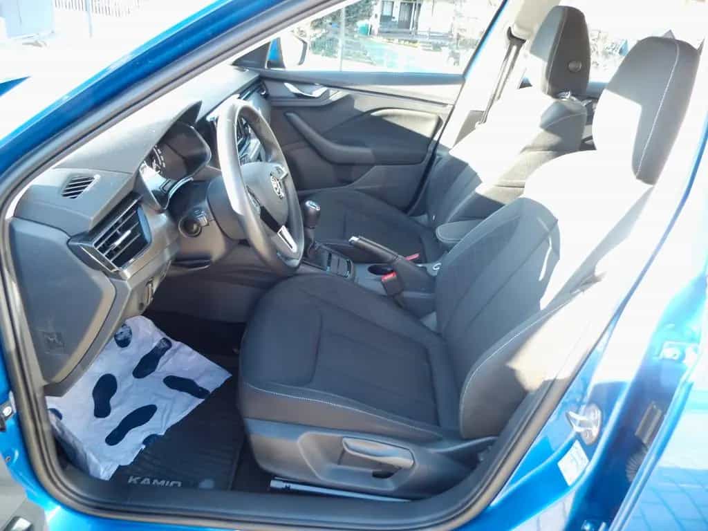 Skoda Kamiq Ambition , SHZ, APPLE CarPlay,AHZV abnehmb 12/2019-photo-4