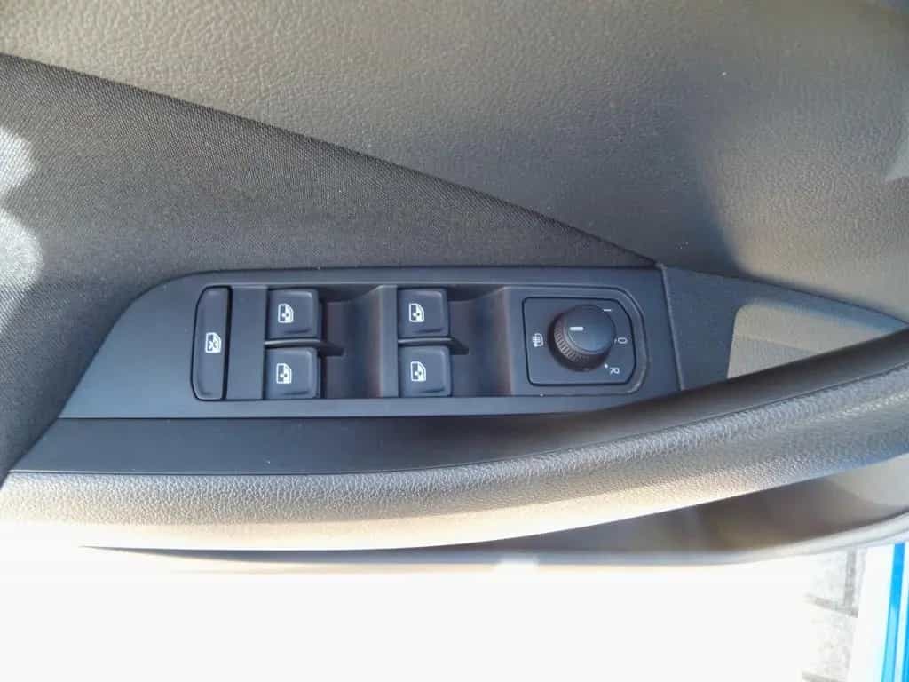 Skoda Kamiq Ambition , SHZ, APPLE CarPlay,AHZV abnehmb 12/2019-photo-5