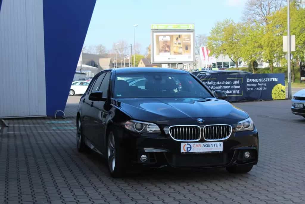 BMW 535 d xDrive Touring * M Technik* M Paket 03/2017-photo-3