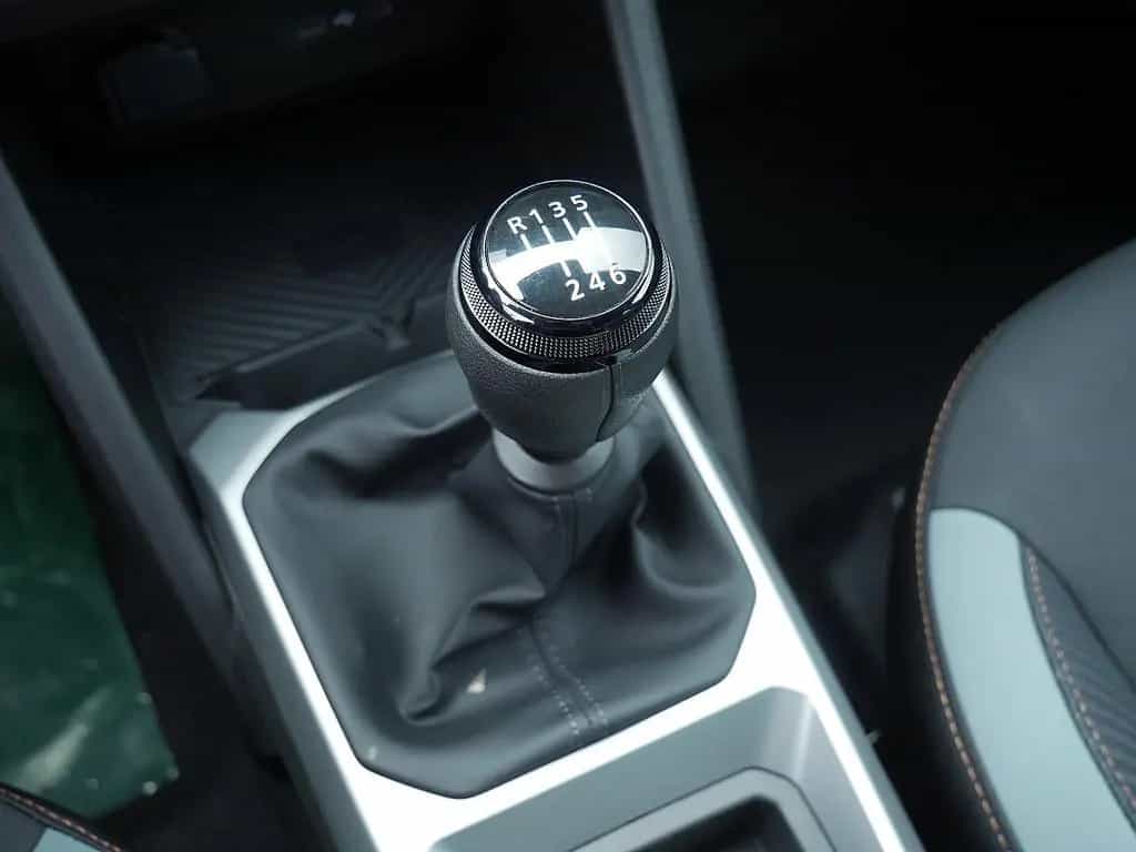 Dacia Duster Extreme Mild Hybrid 140 04/2026-photo-13