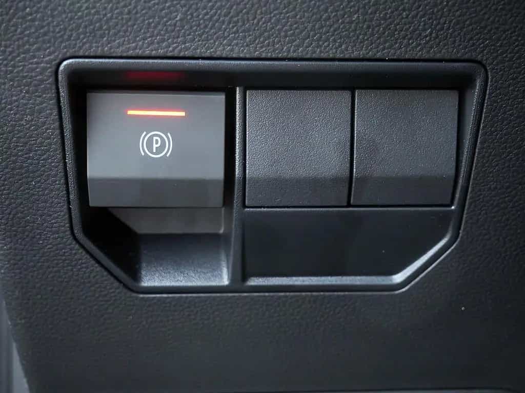 Dacia Duster Extreme Mild Hybrid 140 04/2026-photo-16
