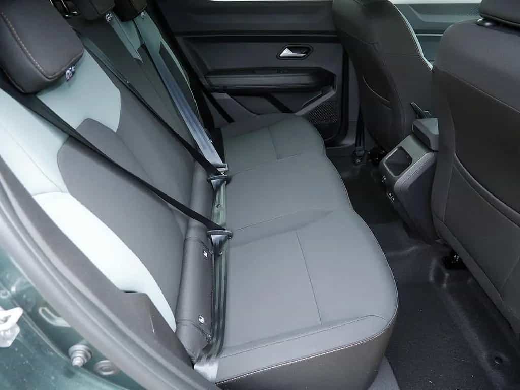 Dacia Duster Extreme Mild Hybrid 140 04/2026-photo-4