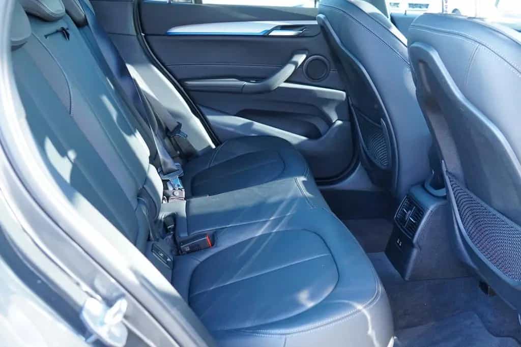 BMW X1 sDrive 20 i M Sport MIT 2 JAHREN GARANTIE !! 05/2019-photo-10
