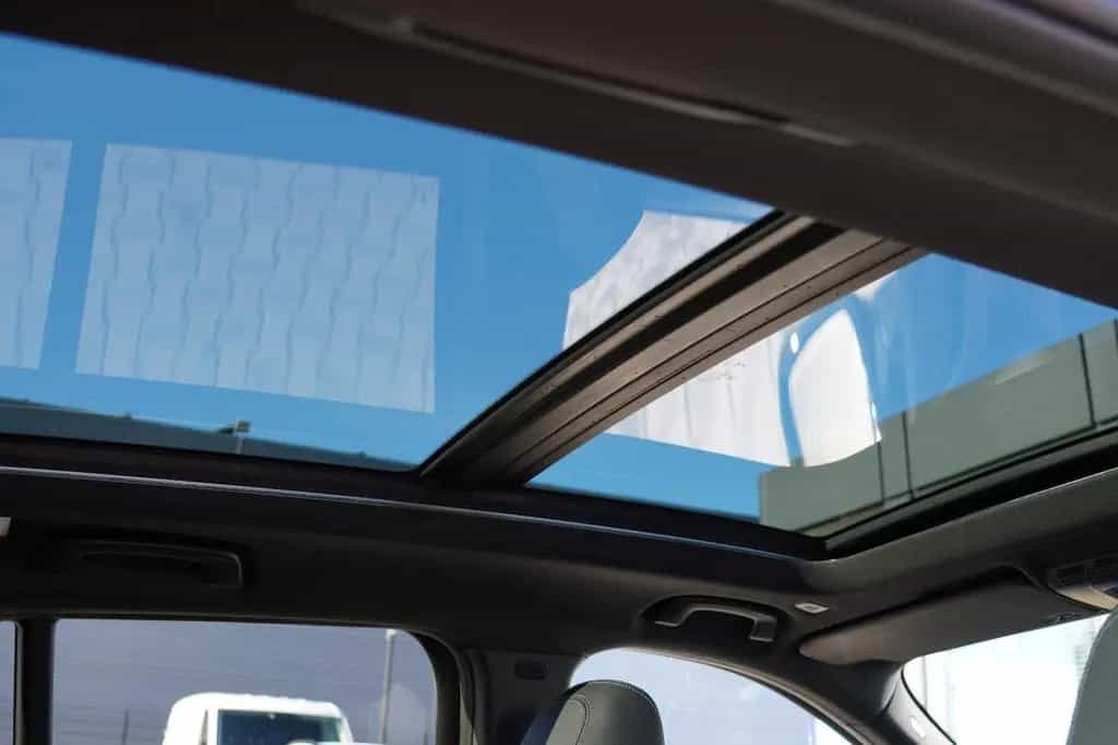 BMW X1 sDrive 20 i M Sport MIT 2 JAHREN GARANTIE !! 05/2019-photo-19