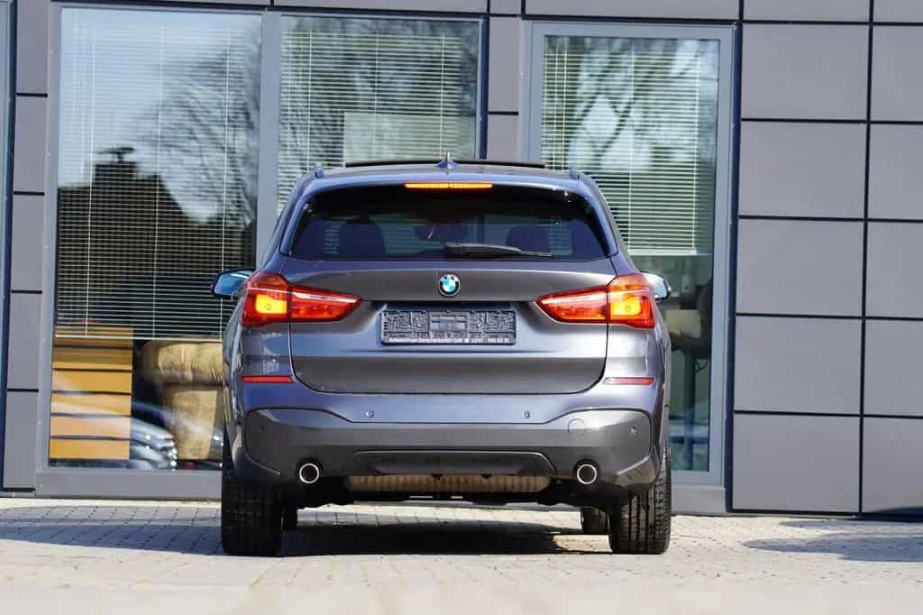 BMW X1 sDrive 20 i M Sport MIT 2 JAHREN GARANTIE !! 05/2019-photo-25