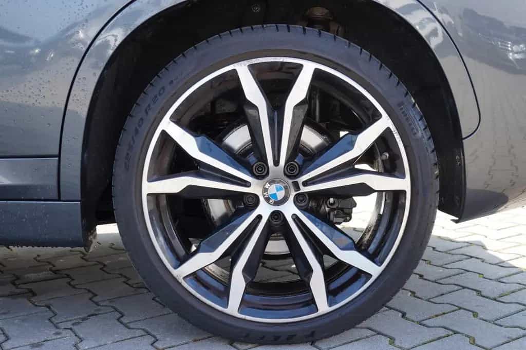 BMW X1 sDrive 20 i M Sport MIT 2 JAHREN GARANTIE !! 05/2019-photo-26