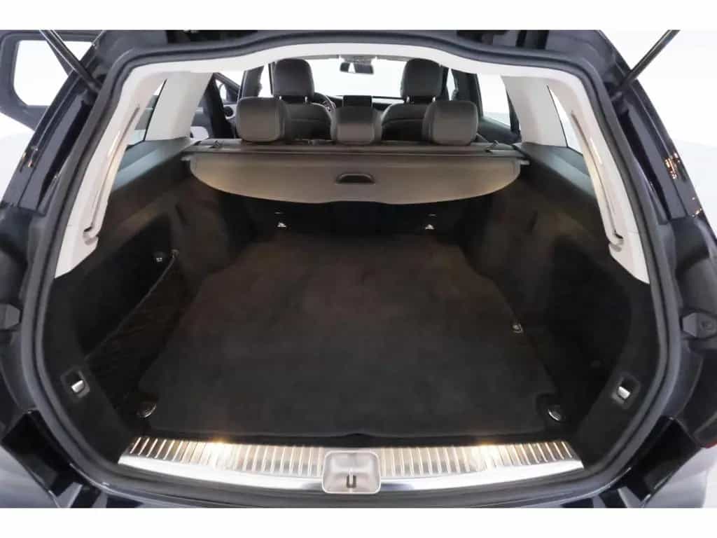 Mercedes-Benz C-Class 180 T Avantgarde+LED+NAVI+AHK+KAMERA+TEMPO 07/2017-photo-20