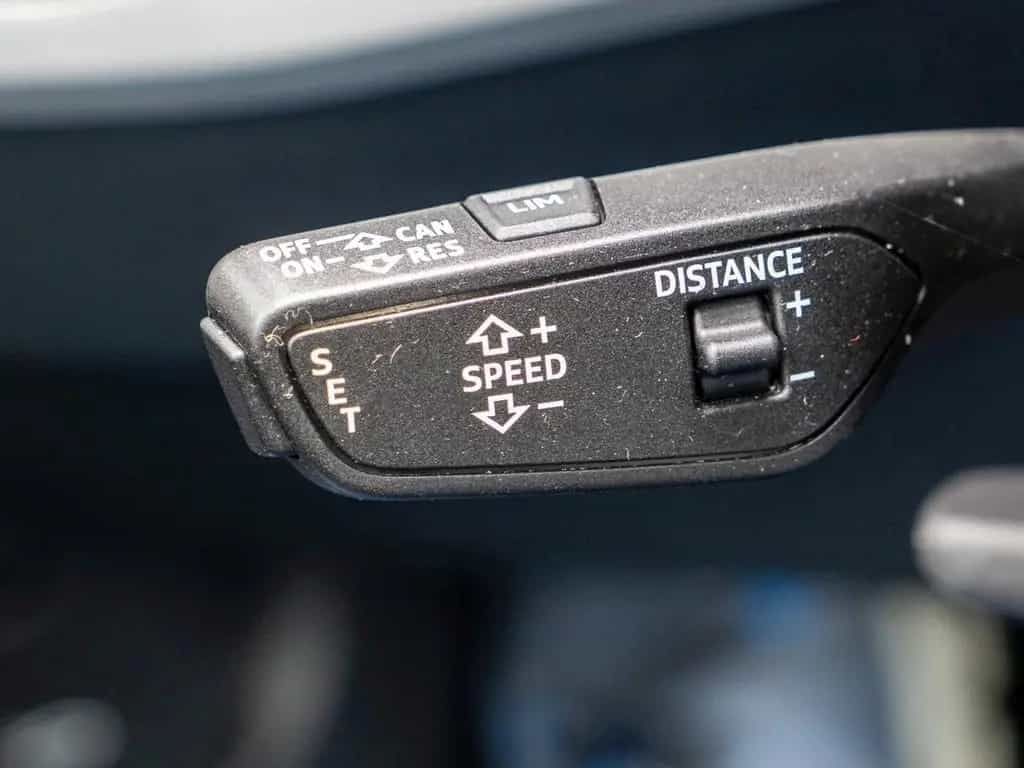 Audi A4 Avant 40 TDI quattro advanced Navi AHK Kamera 03/2021-photo-23