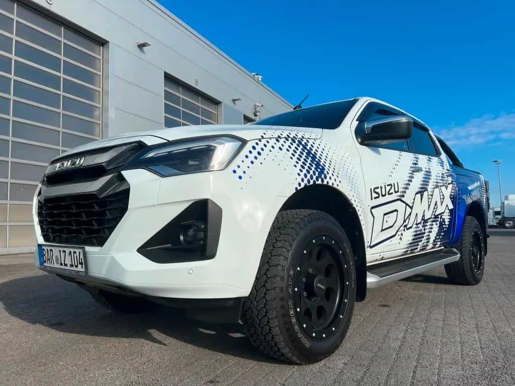 Isuzu D-Max Double Cab LSE 4WD Mountain Top Roll AHK 02/2025-photo-23