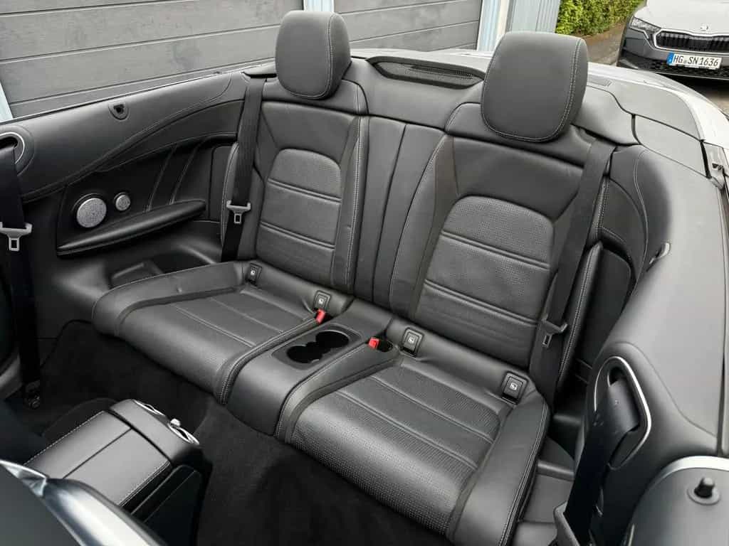 Mercedes-Benz C-Class 63 S AMG Cabrio Deutsch Perf Burm Carbon Voll 06/2018-photo-38