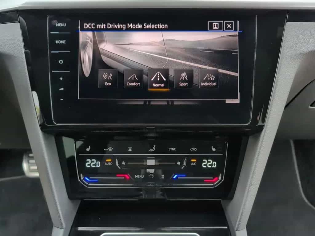 Volkswagen Arteon 4M R-LINE AHK PANO NAPPA IQ 19" StHzg H&K 10/2021-photo-44
