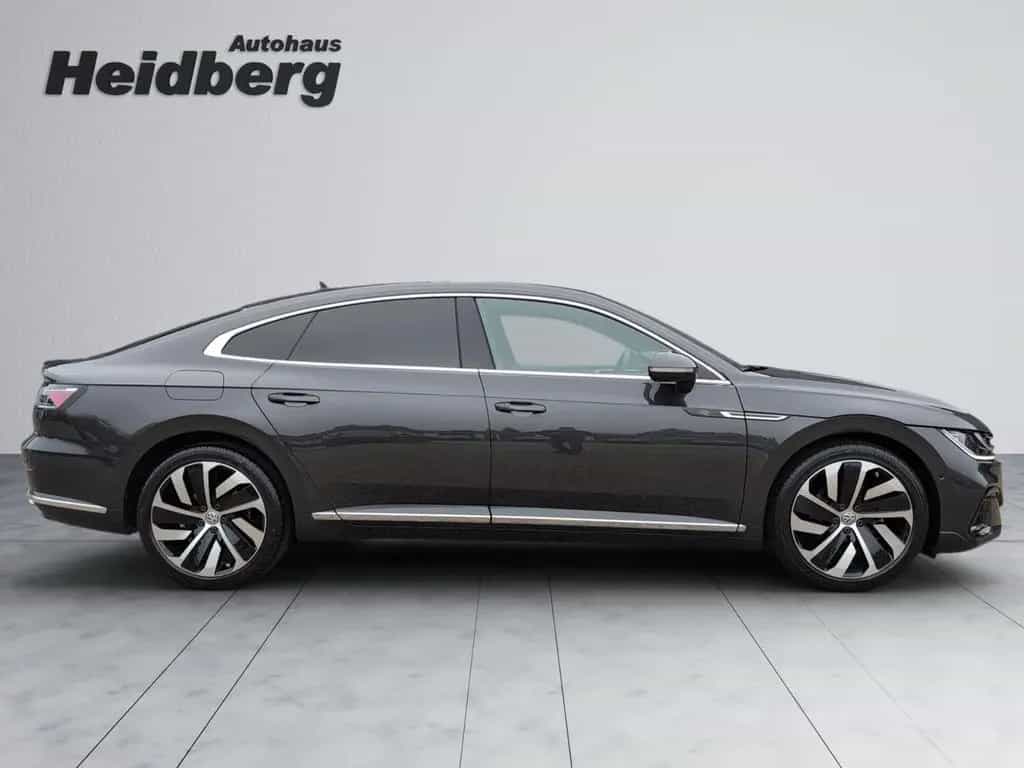 Volkswagen Arteon 4M R-LINE AHK PANO NAPPA IQ 19" StHzg H&K 10/2021-photo-7