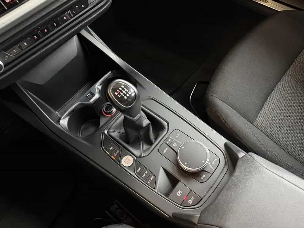 BMW 1 Series 118i Aut.Advantage LED Temp.DAB Klimaaut.PDC Alu 01/2022-photo-15