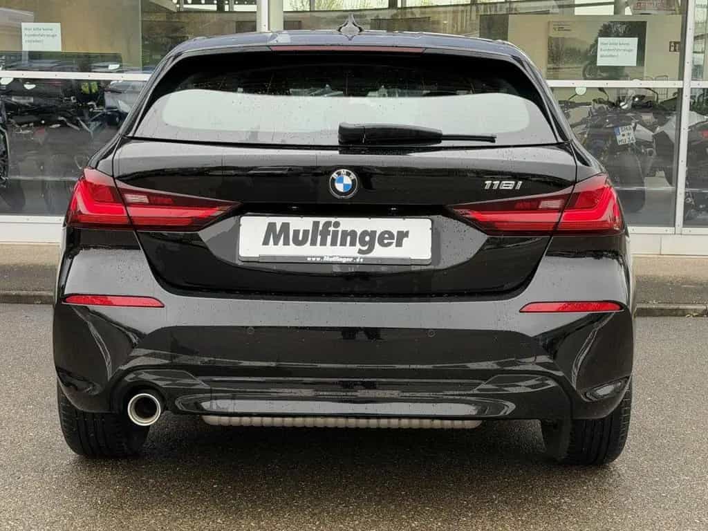 BMW 1 Series 118i Aut.Advantage LED Temp.DAB Klimaaut.PDC Alu 01/2022-photo-5