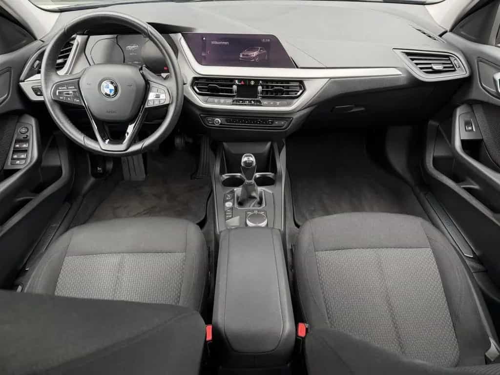 BMW 1 Series 118i Aut.Advantage LED Temp.DAB Klimaaut.PDC Alu 01/2022-photo-9