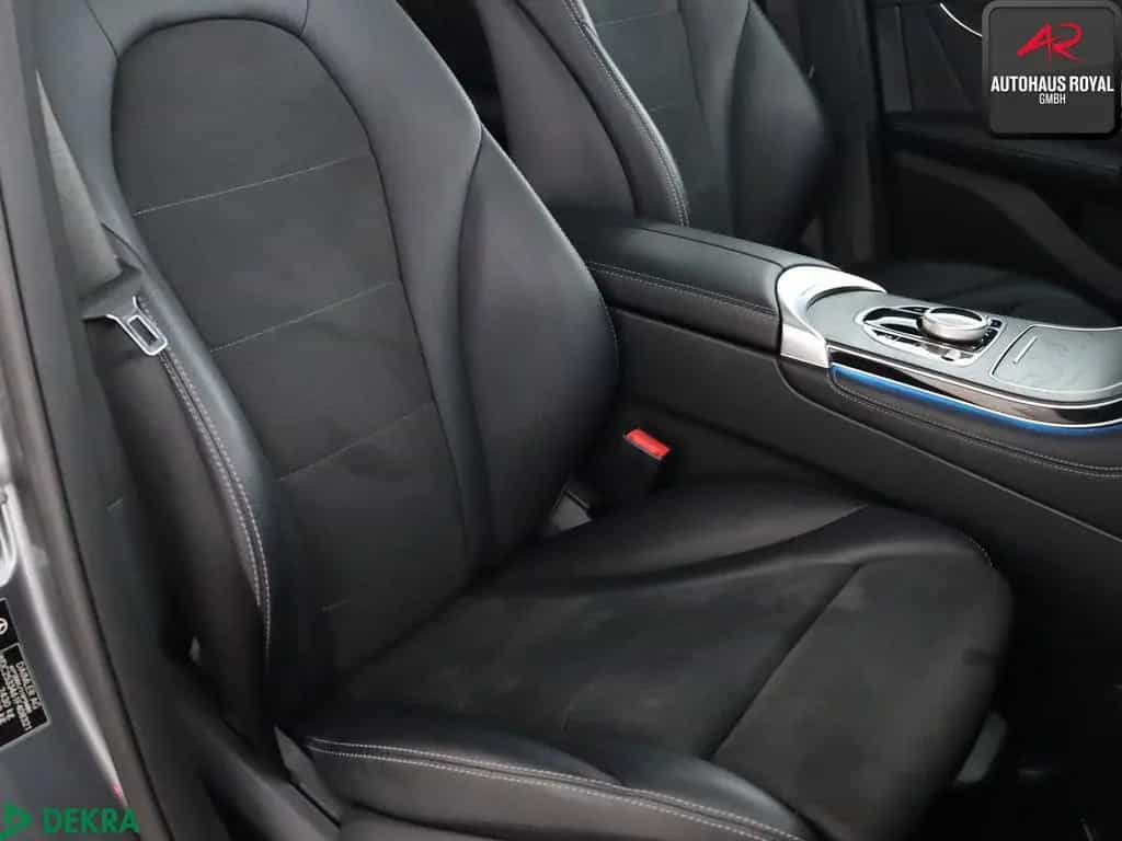Mercedes-Benz GLC-Class 250 4M Coupe 3x AMG GLASDACH,AIRMATIC,DISTRO 01/2018-photo-10