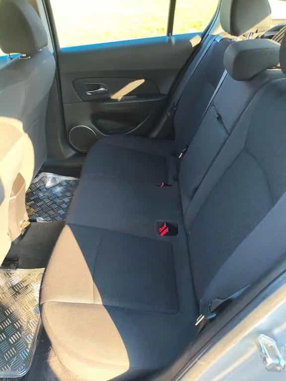 Chevrolet Cruze 1.6 / TÜV 11/2027 / 124 PS... 07/2012-photo-7