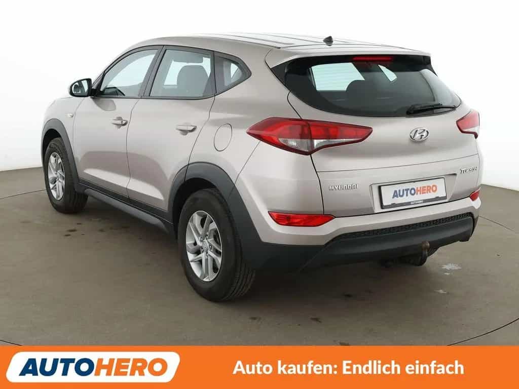 Hyundai TUCSON 1.6 Classic blue 2WD*KLIMA*AHK*LM-FELGEN* 05/2016-photo-3