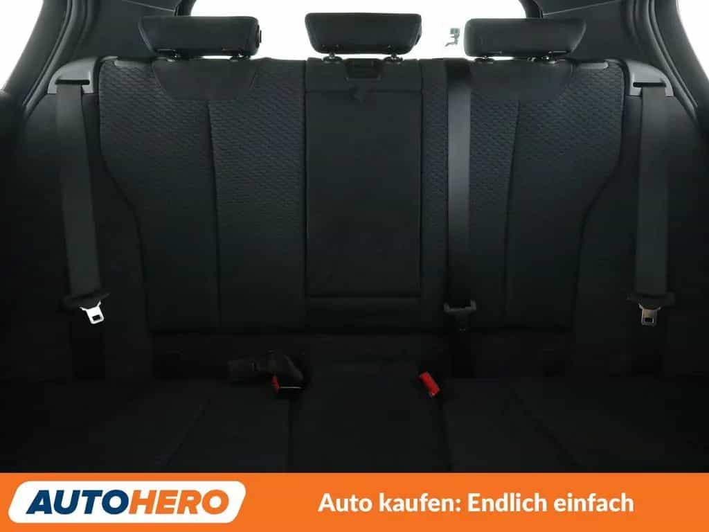 BMW 1 Series 120i M Sport Aut.*NAVI*LED*PDC*SHZ*TEMPO* 12/2017-photo-15