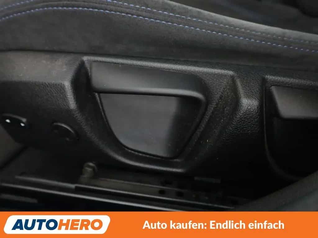 BMW 1 Series 120i M Sport Aut.*NAVI*LED*PDC*SHZ*TEMPO* 12/2017-photo-33