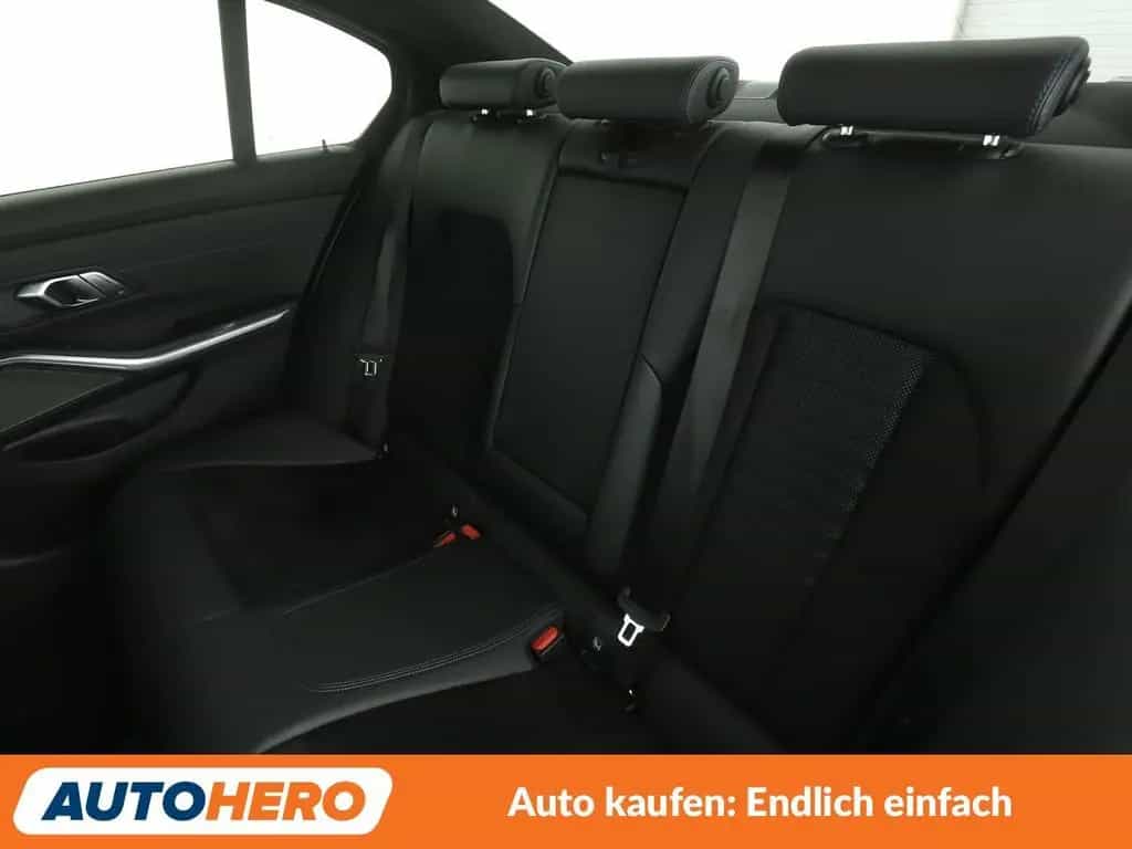 BMW 3 Series 320d xDrive M Sport Aut.*NAVI*LASER*HUD*H&K*CAM* 05/2019-photo-13