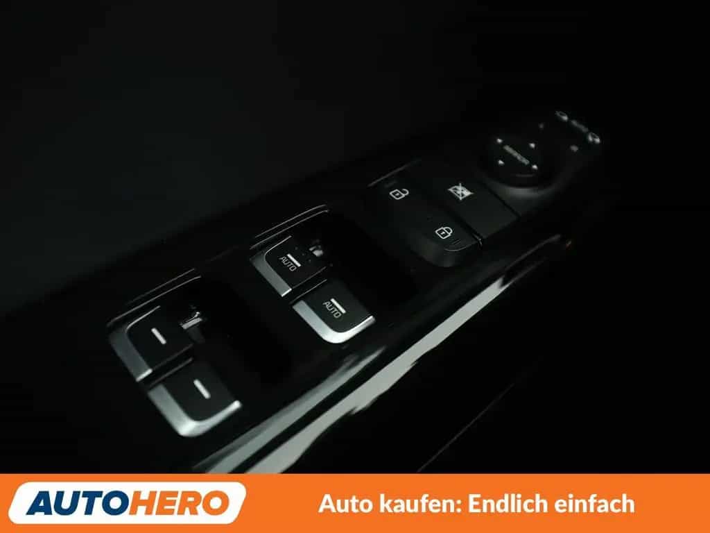 Kia Sportage 1.6 TGDI GT Line 4WD Aut.*NAVI*BI-LED* 01/2020-photo-24