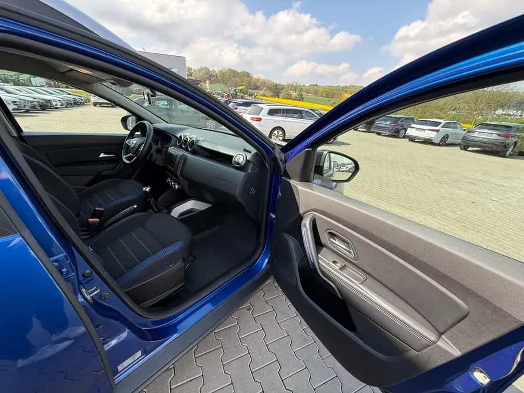 Dacia Duster II Celebration 4WD 05/2021-photo-15