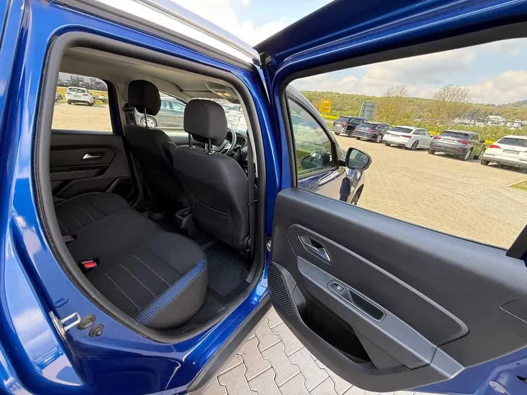 Dacia Duster II Celebration 4WD 05/2021-photo-18