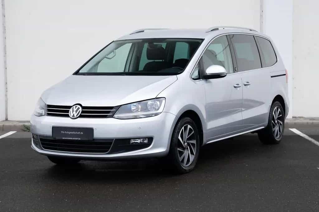 Volkswagen Sharan 1.4 TSI Sound*NAVI*KAMERA*STHZ*AHK*1.HD* 06/2017-photo-3