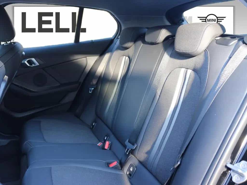 BMW 1 Series 118i Hatch Advantage DAB LED WLAN Tempomat Shz 12/2022-photo-10