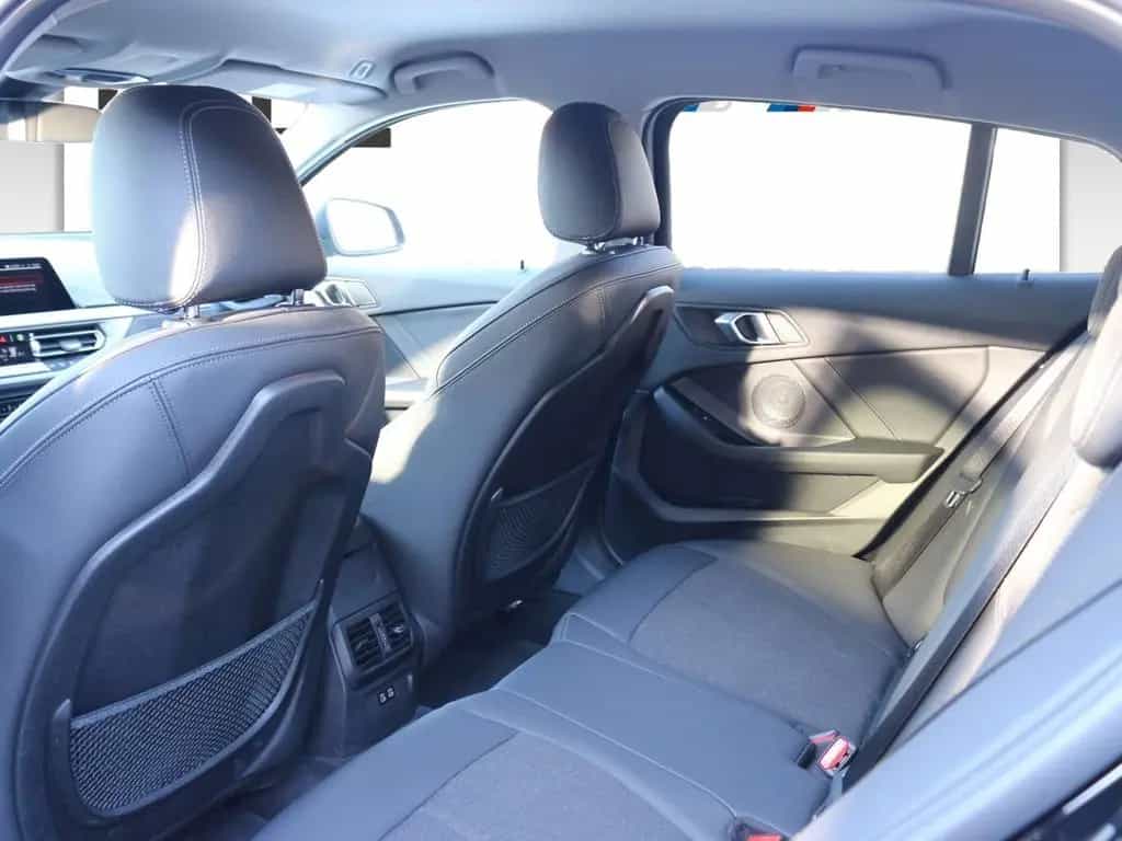 BMW 1 Series 118i Hatch Advantage DAB LED WLAN Tempomat Shz 12/2022-photo-11