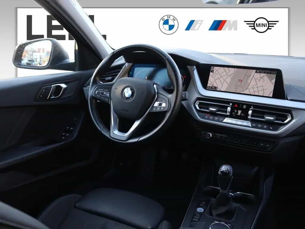 BMW 1 Series 118i Hatch Advantage DAB LED WLAN Tempomat Shz 12/2022-photo-13
