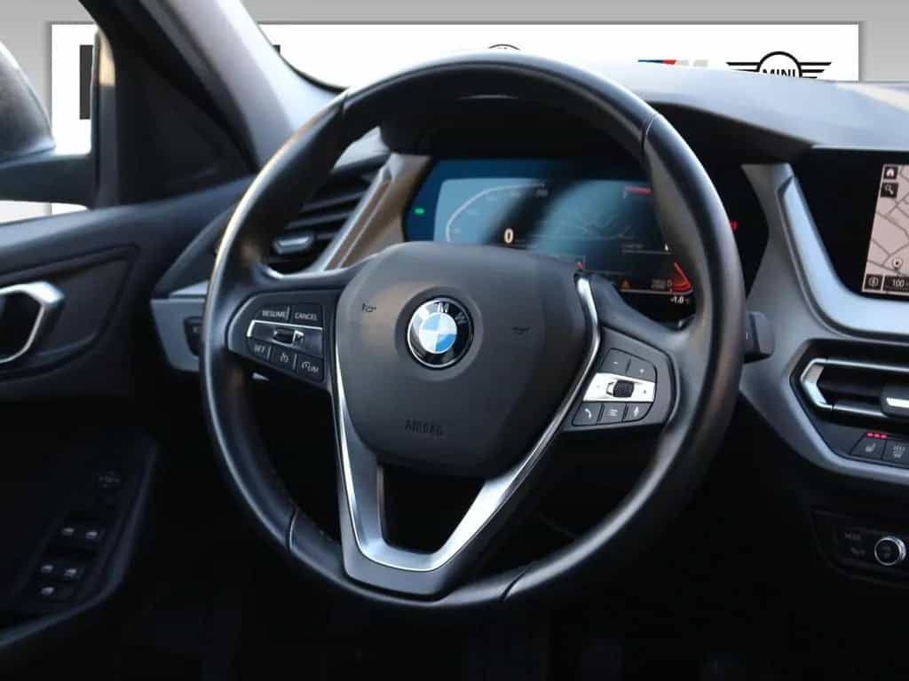 BMW 1 Series 118i Hatch Advantage DAB LED WLAN Tempomat Shz 12/2022-photo-14