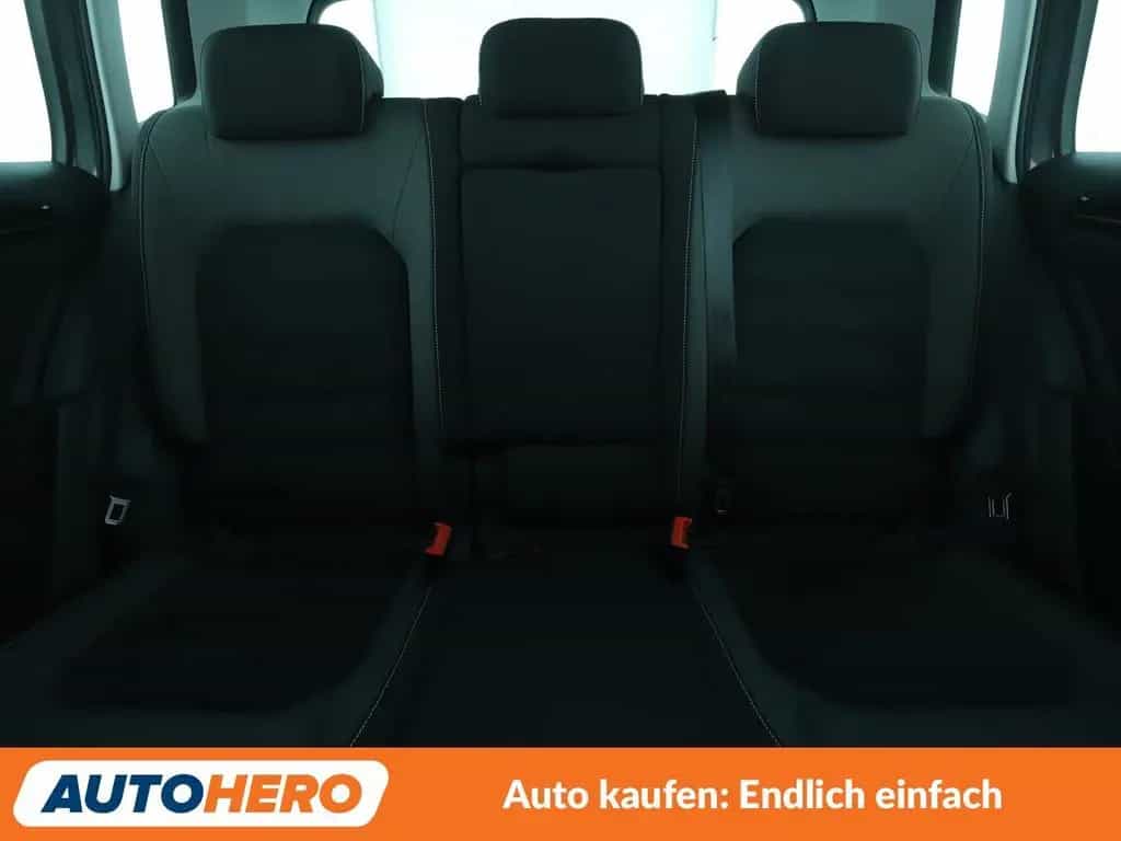 Volkswagen 1.4 TSI Highline BMT Aut.*NAVI*BI-XENON*ACC*PDC* 09/2017-photo-15