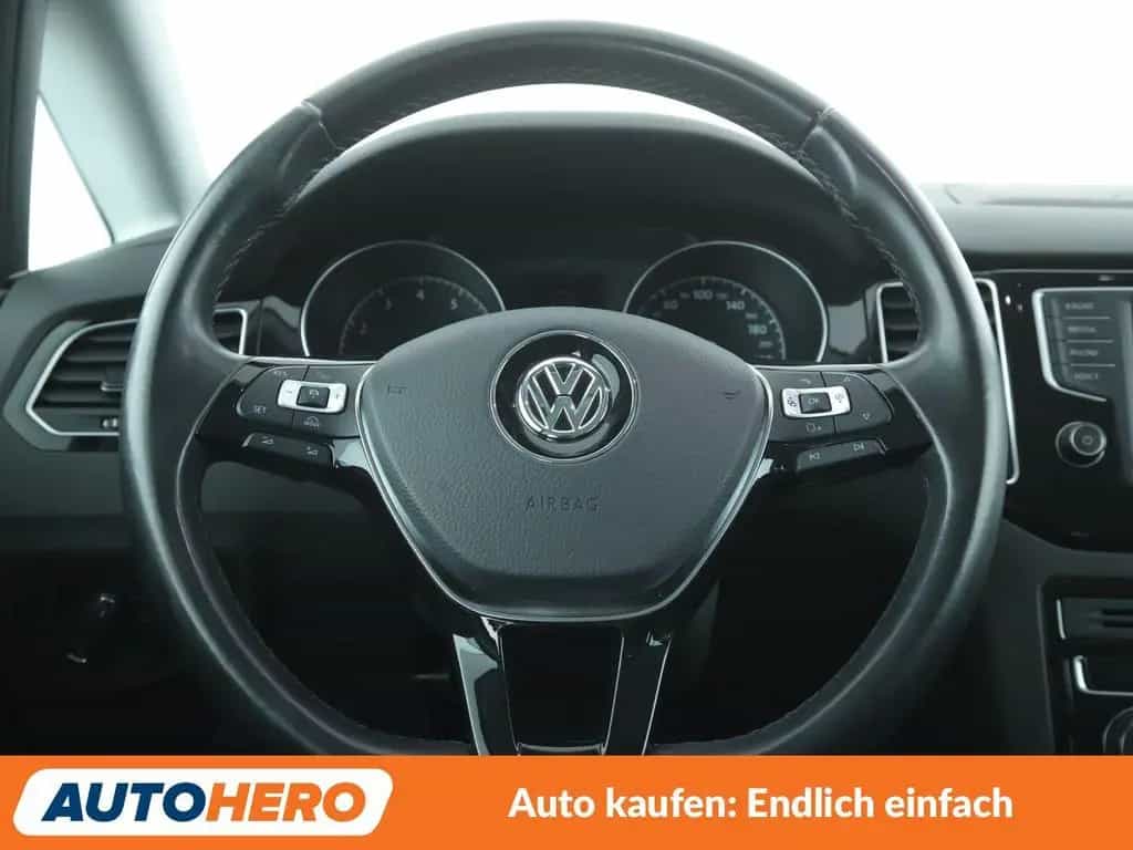 Volkswagen 1.4 TSI Highline BMT Aut.*NAVI*BI-XENON*ACC*PDC* 09/2017-photo-18
