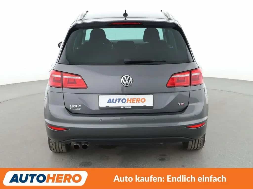 Volkswagen 1.4 TSI Highline BMT Aut.*NAVI*BI-XENON*ACC*PDC* 09/2017-photo-4