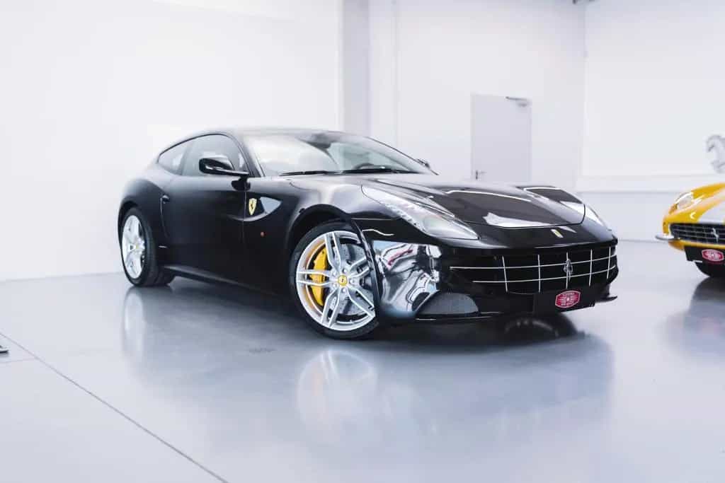 Ferrari FF 6,3 V12 *Nero DS / Cuoio / Diamond* 09/2012-photo-0