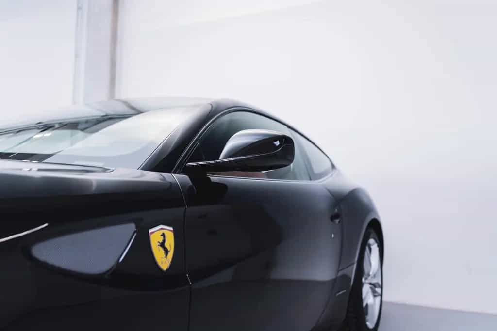 Ferrari FF 6,3 V12 *Nero DS / Cuoio / Diamond* 09/2012-photo-11